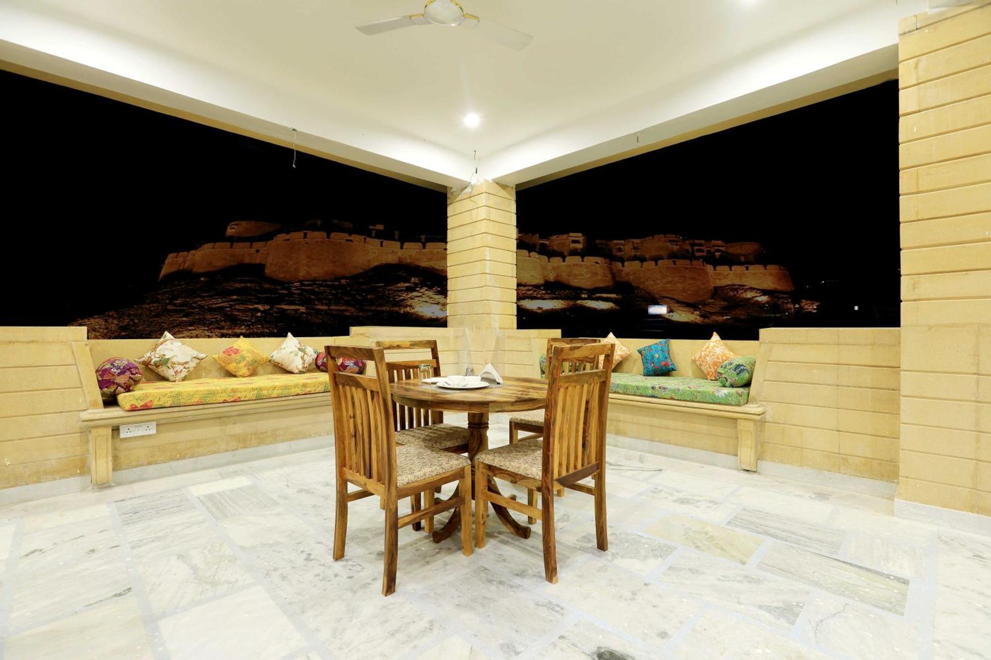 Hotel Golden Signature Jaisalmer Bagian luar foto