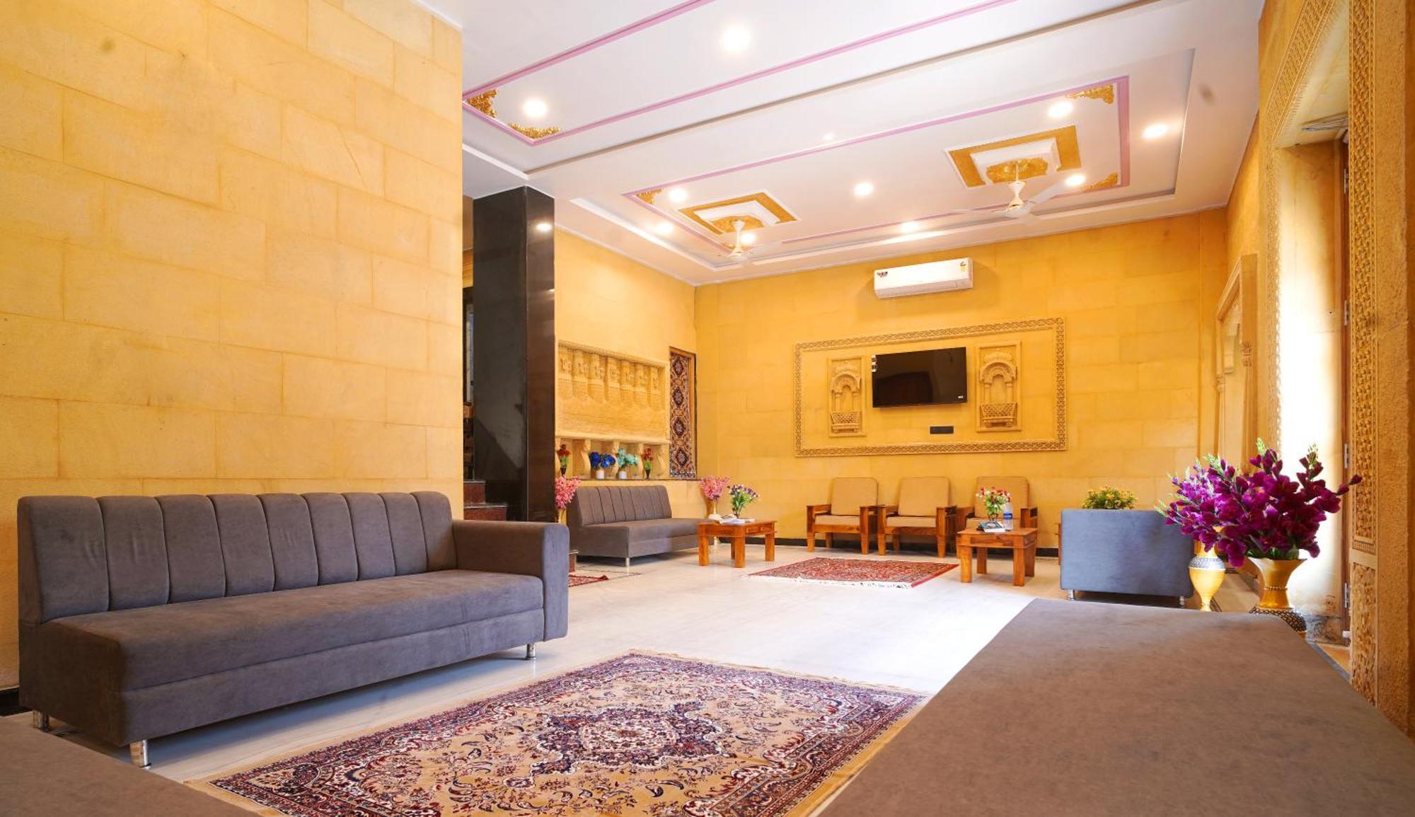 Hotel Golden Signature Jaisalmer Bagian luar foto