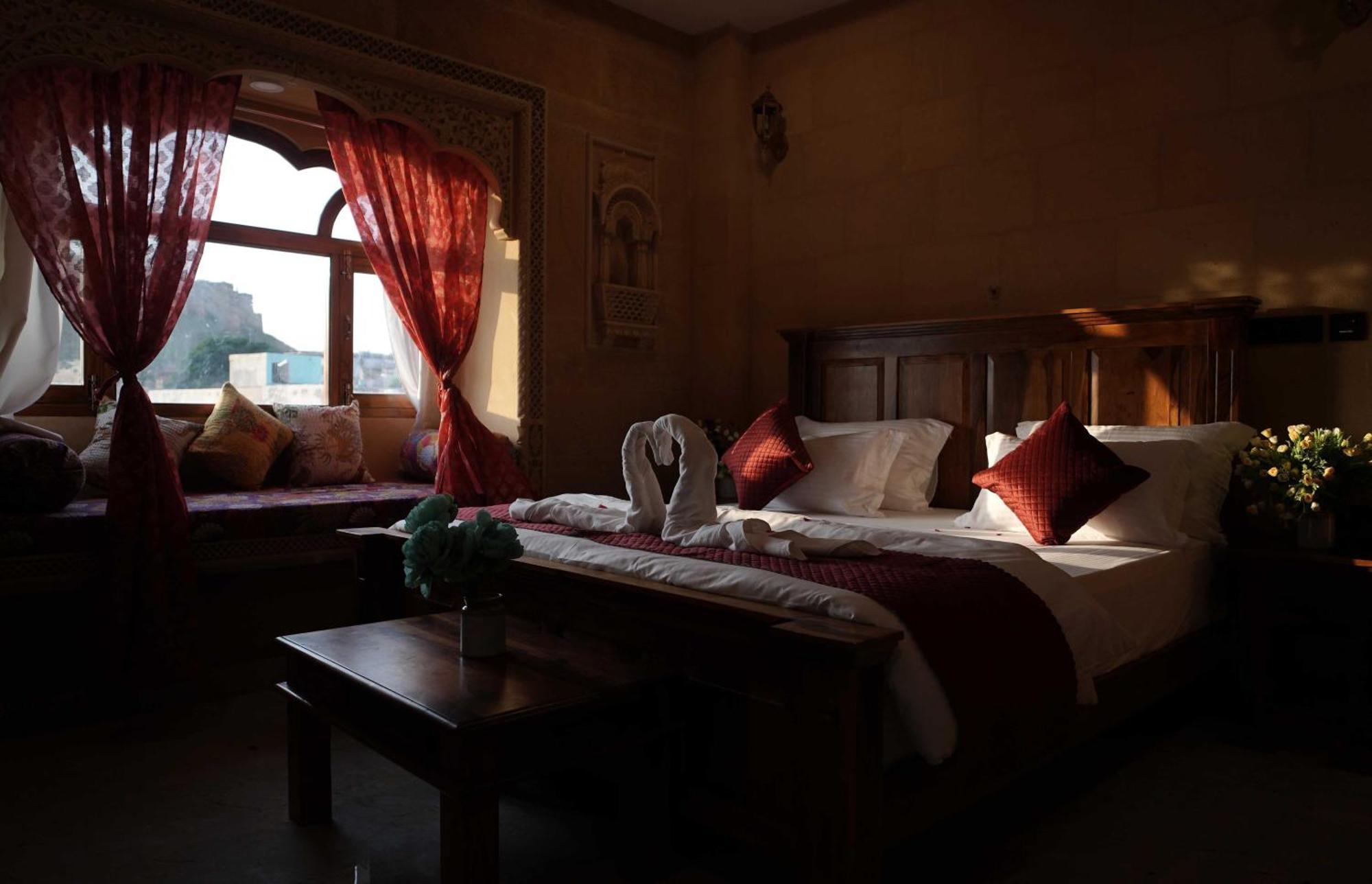 Hotel Golden Signature Jaisalmer Bagian luar foto